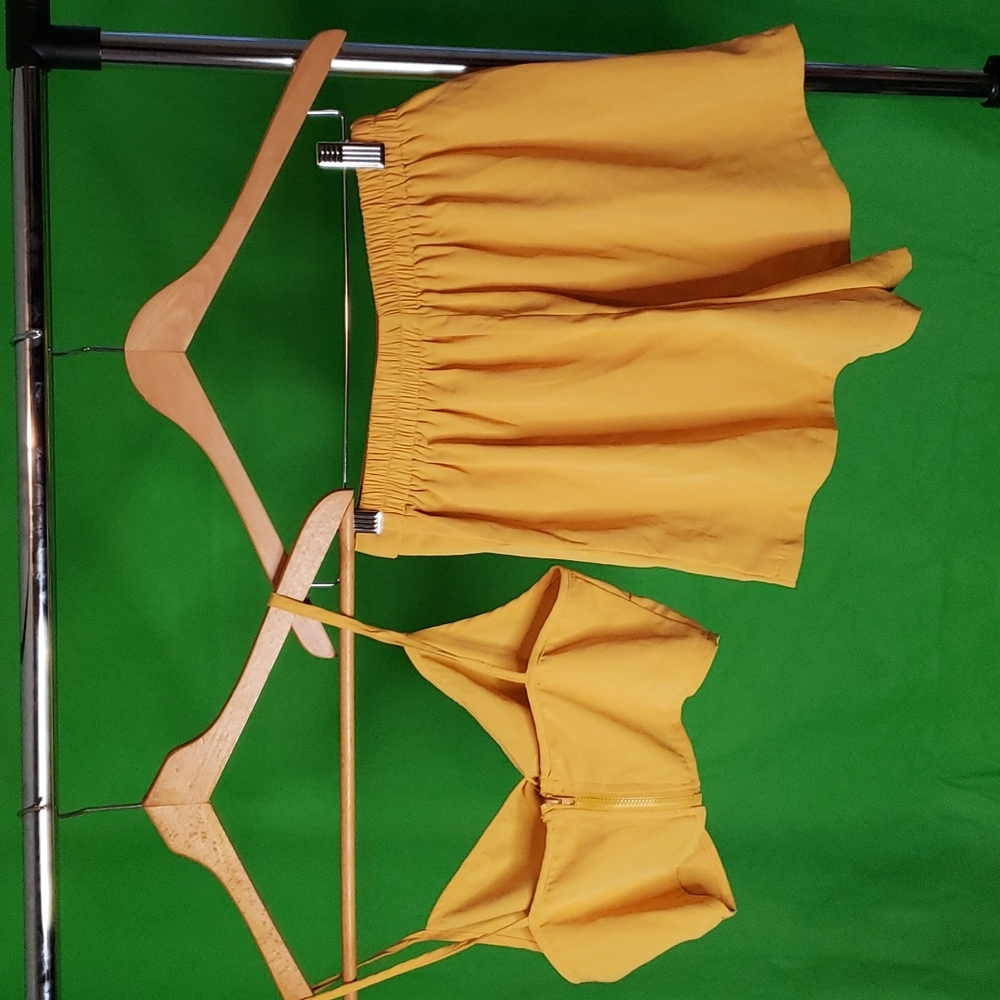 Two piece Short Set - Picture 3 of 4